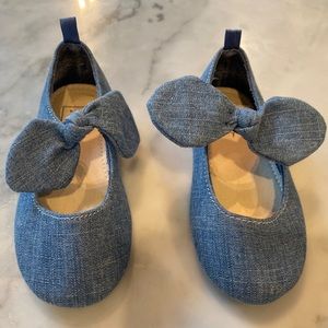 7T Baby Gap denim shoes